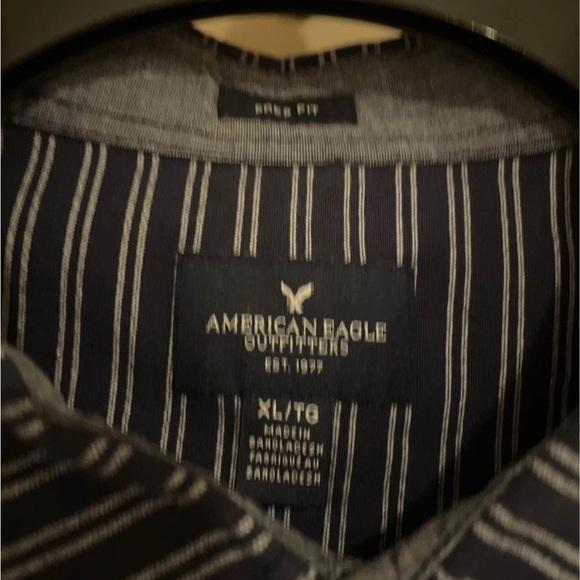 Men’s American Eagle button up shirt in navy white stripe size XL prep fit - Picture 6 of 10